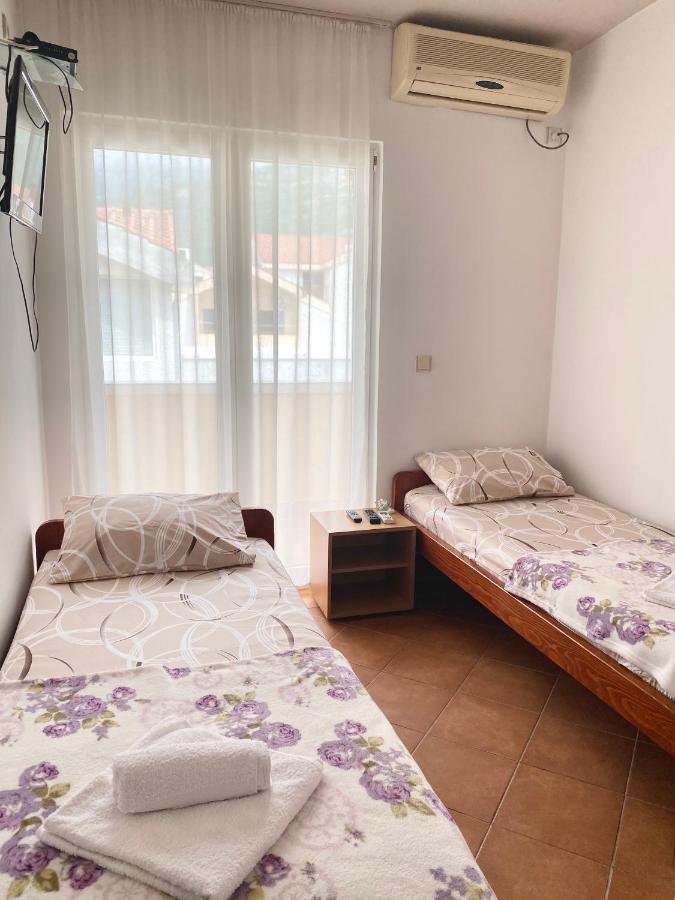 Guest House Villa Natali Budva Exteriör bild